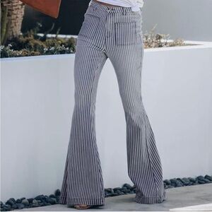 Forever21 striped flare pants - 28